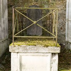 Grave of Thomas