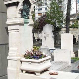 Grave of Henryka Loewenhardt