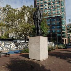 Duarte Square