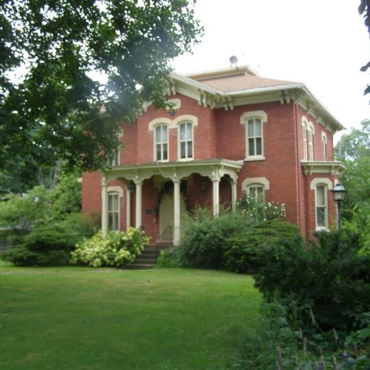 Everel S. Smith House