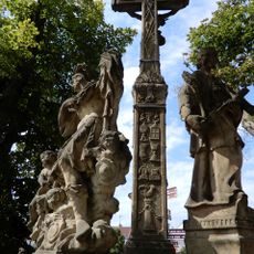 Sochy svatého Floriána a svatého Jana Nepomuckého na Starém náměstí v Rychnově nad Kněžnou