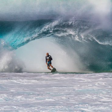 Lugares de surf: Banzai Pipeline en Hawái, Teahupo'o en Polinesia, Jeffreys Bay en Sudáfrica