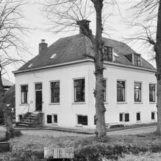 Boerderij 'America' met woongedeelte en bedrijfsgedeelte onder een kap