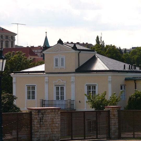 Lumbe's villa
