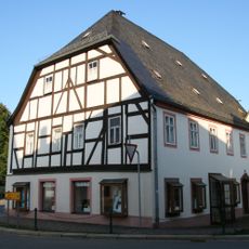 Wohnhaus in halboffener Bebauung