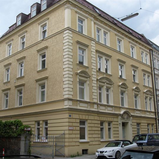 Mietshaus