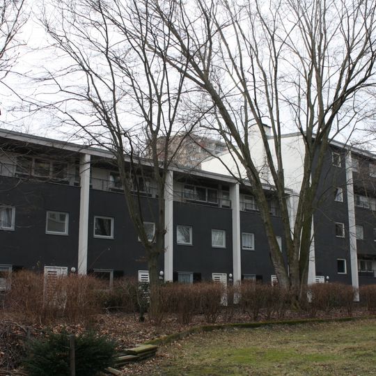 Mietshaus Bartningallee 10–10D