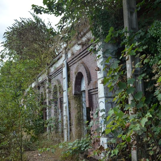 Castillete del pozo Modesta