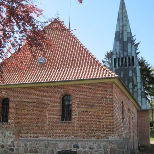 Kirche mit Ausstattung