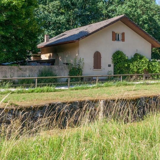 Schleusenhaus Am Kanal 33