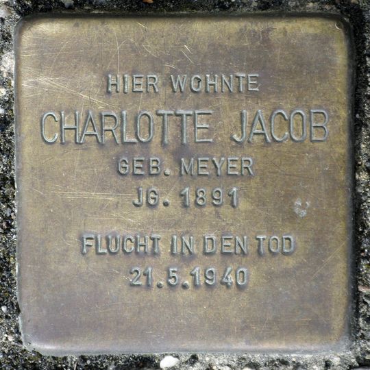 Stolperstein en memoria de Charlotte Jacob