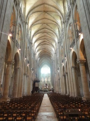 Interior 0