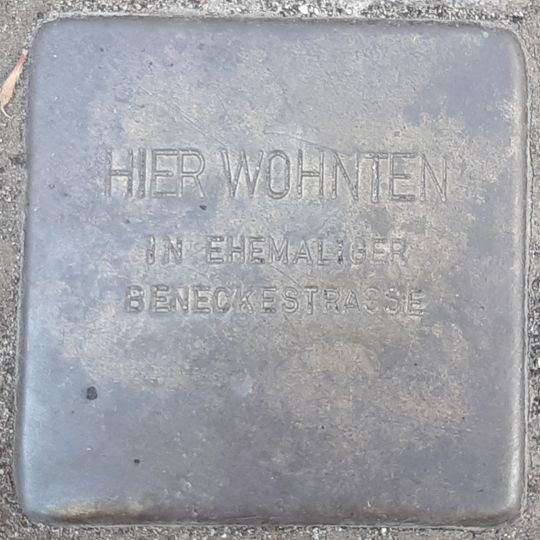 Stolperstein für die Bewohner der Beneckestraße
