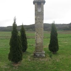 Znamenje Čušev križ, Hvaletinci