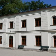 Oficyna pałacowa południowa w Jaworzu