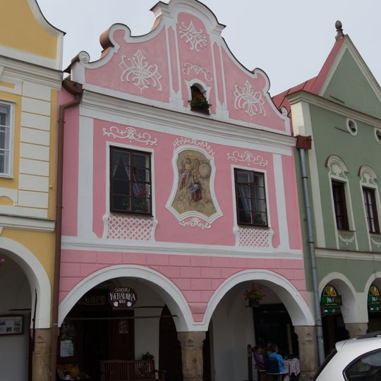 Náměstí Zachariáše z Hradce 17