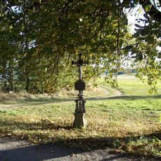 Kříž severozápadně od Předboře u rozcestí