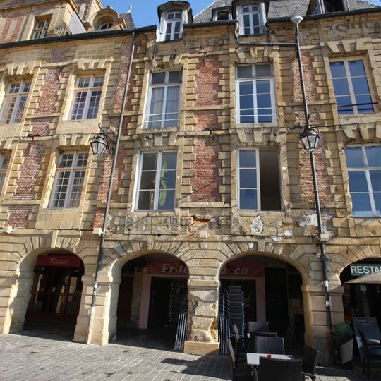 Immeuble, 14 place Ducale