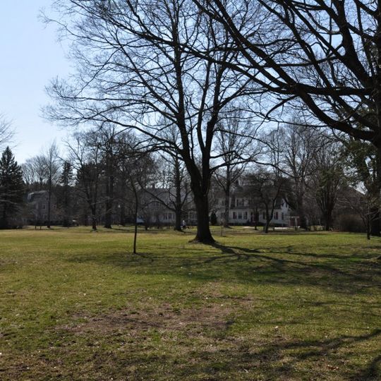 Tavern Acres Historic District