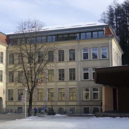 Schulgebäude beim Ursulinenkloster