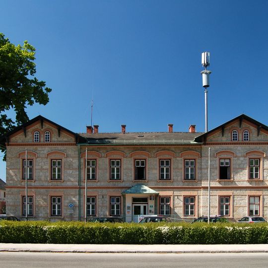 Police building, Berndorf