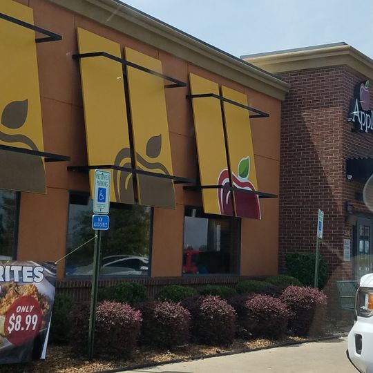 Applebee's Grill + Bar