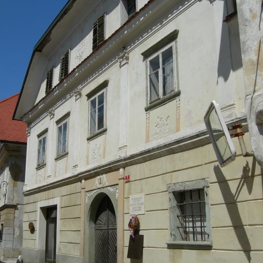 Linhart House