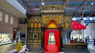 Entrance 2