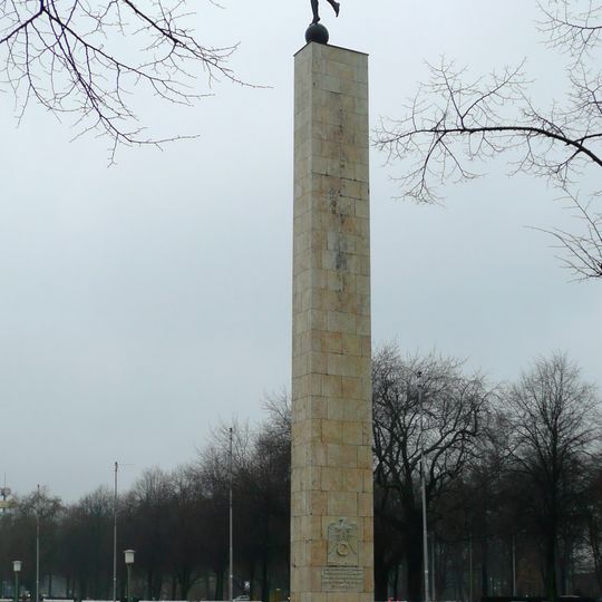 Fackelträger-Säule