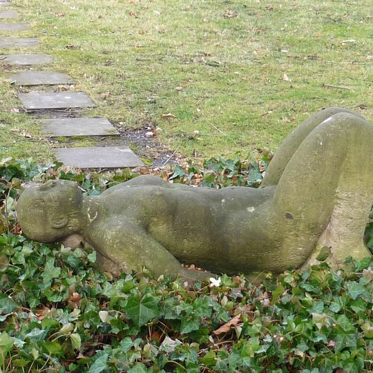 Kleine Liegende am Nürnberger Ei