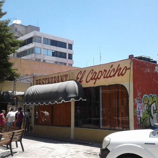 El Capricho
