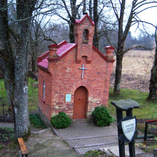 Maironių koplytėlė