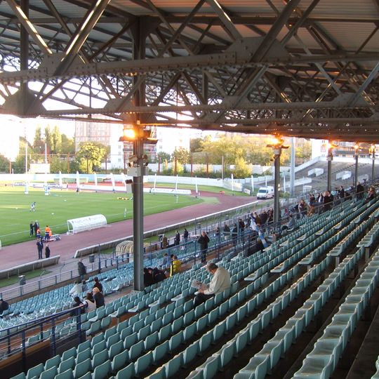 Stadio Yves du Manoir