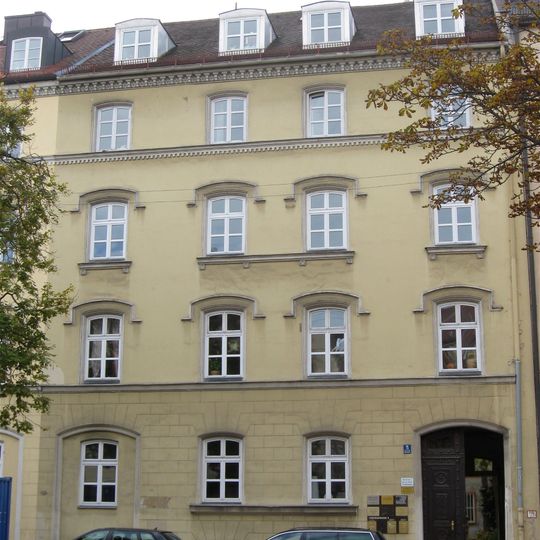Mietshaus