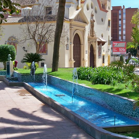 Fuente del monumento a Enrique Navarro