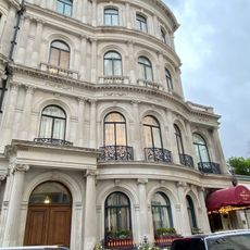 Les Ambassadeurs Club