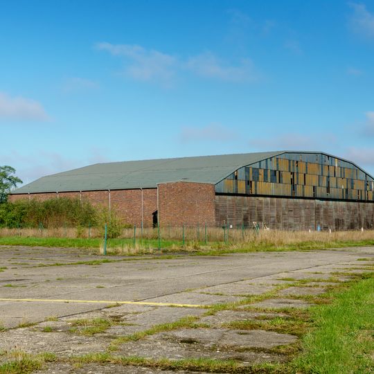 Flugzeughalle einer Kaserne Großenhain