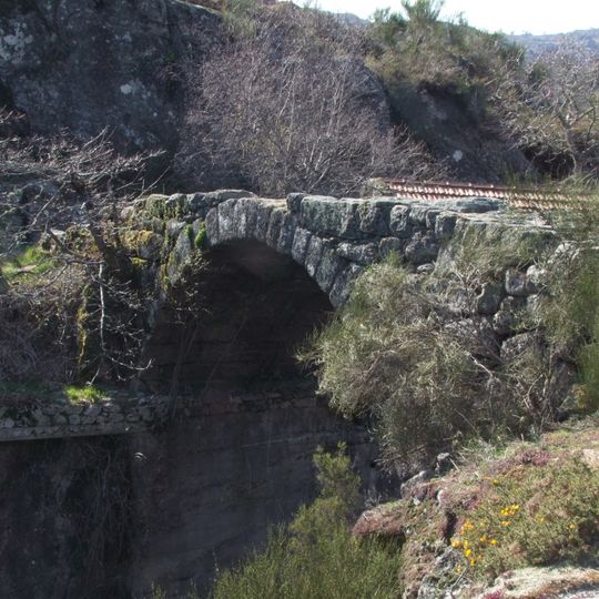 Ponte Velha de Castro Laboreiro