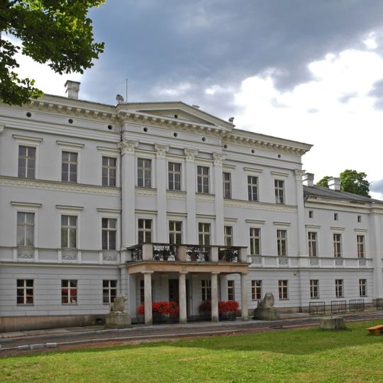 Palace in Jedlinka