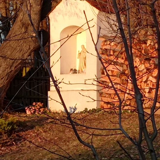 Niche chapel at Dolní 165