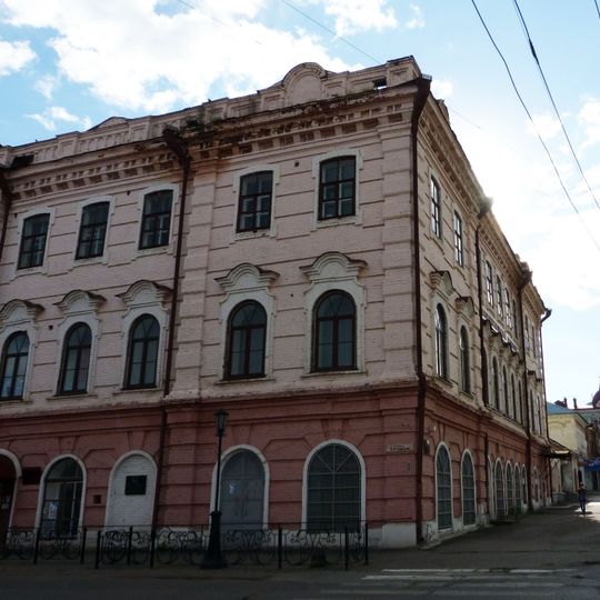 Former administration building, Sarapul