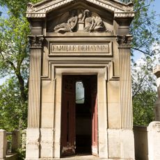 Grave of Dehaynin