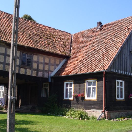 Dom podcieniowy nr 46/54