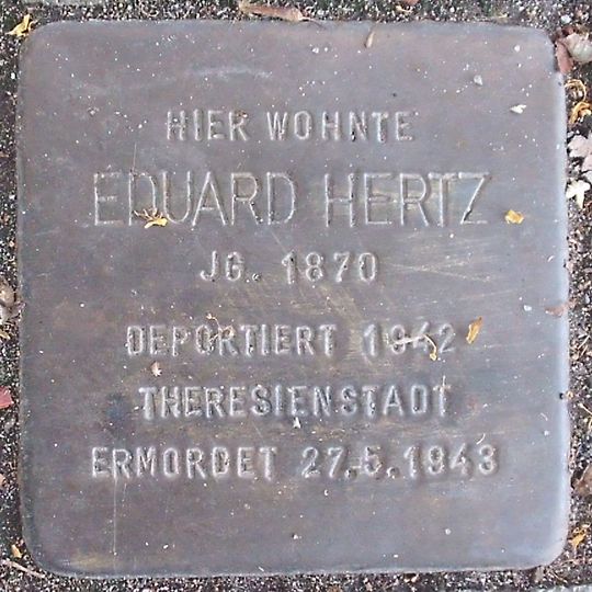 Stolperstein dedicated to Eduard Hertz