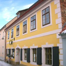 Wohnhaus in geschlossener Bebauung Lange Straße 1 (Altstadt)
