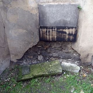 Grave of Thuillier