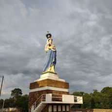Estátua de Nossa Senhora dos Remédios
