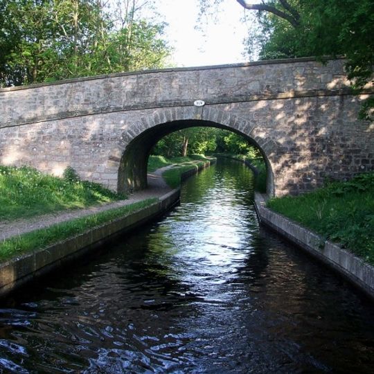 Bridge No. 36 over Llangollen canal near Plas-yn-pentre