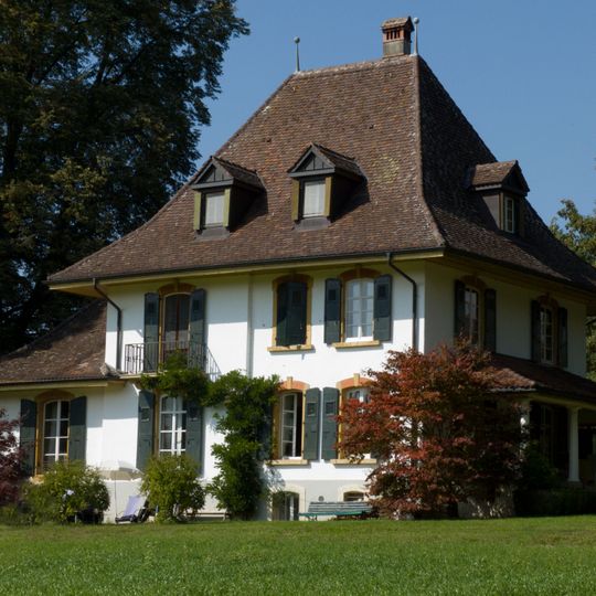 Jolimont-Gut mit Nebenbauten