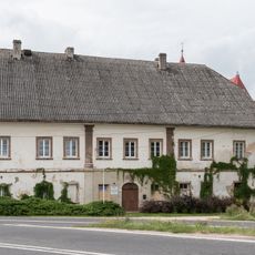 Plebania w Roztokach